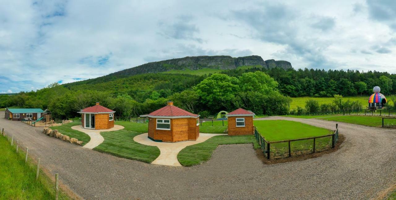 Waterfall Caves Turn-Around-Houses Villa Limavady Bagian luar foto