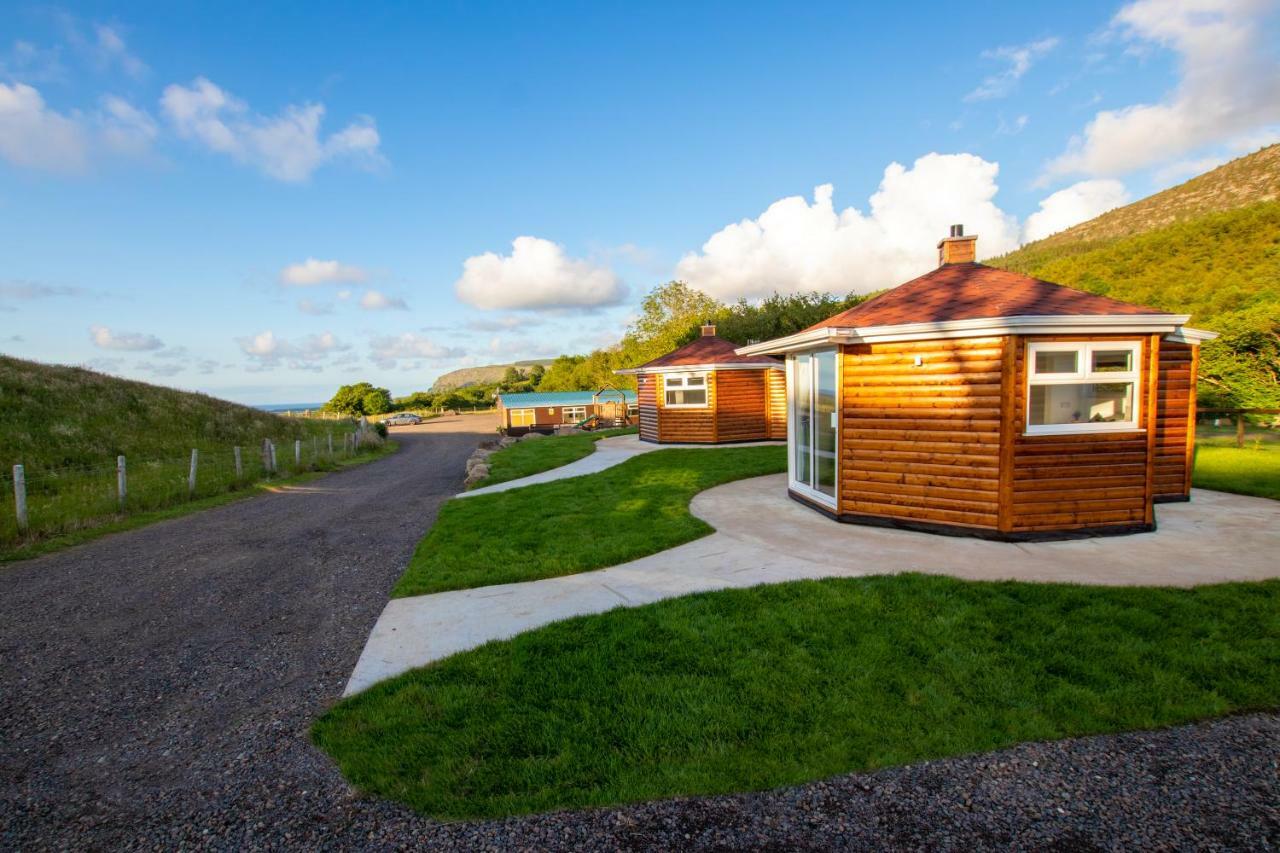 Waterfall Caves Turn-Around-Houses Villa Limavady Bagian luar foto